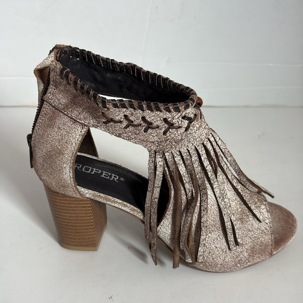 Roper vintage style suede beige w fringe fashion open toe sandal stacked heel - Picture 14 of 16